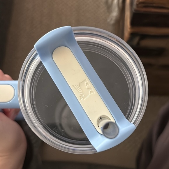 Stanley 40 oz - Picture 4 of 4